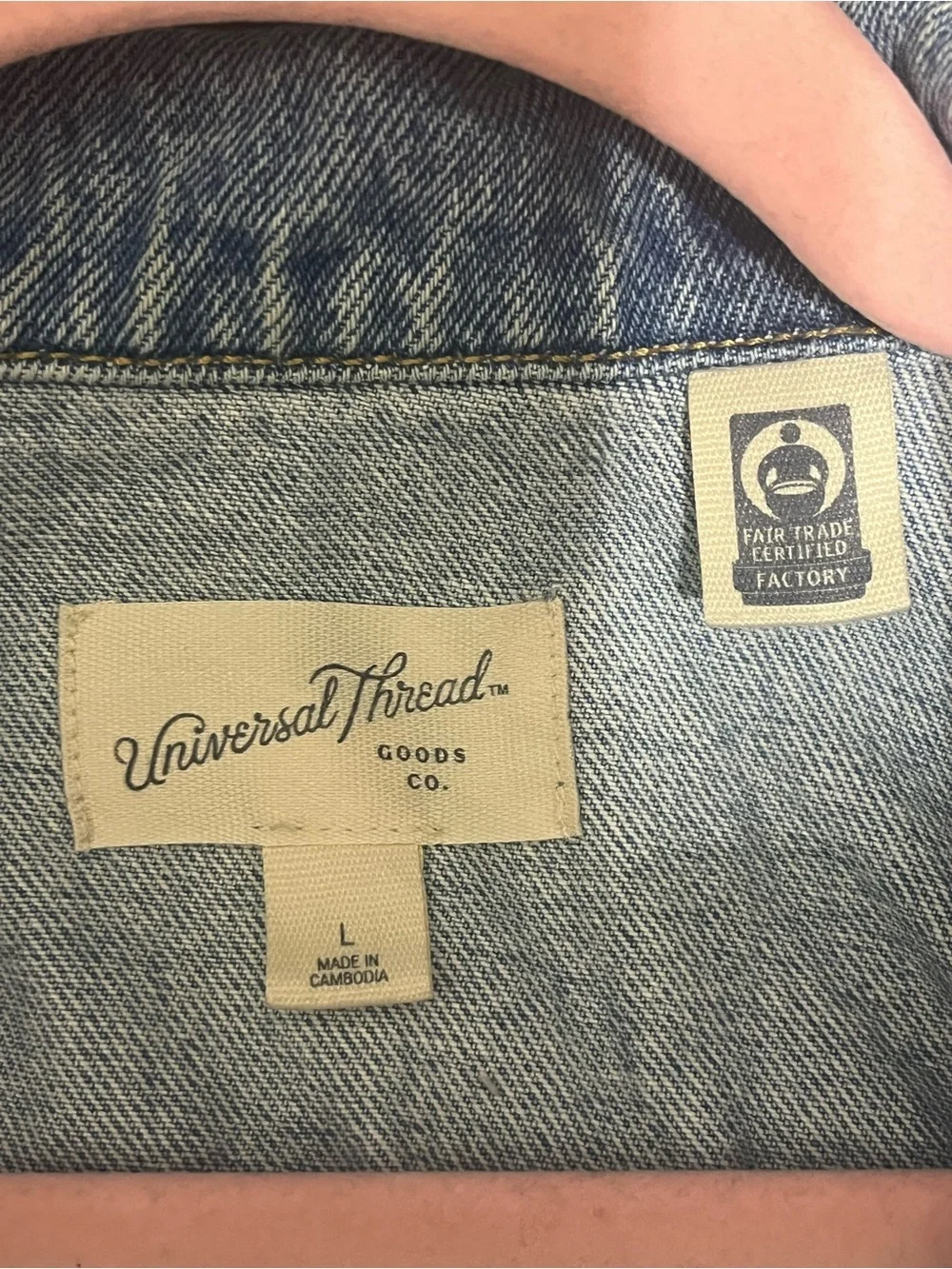 Women’s Universal Thread Light Blue Denim Jacket Size Large